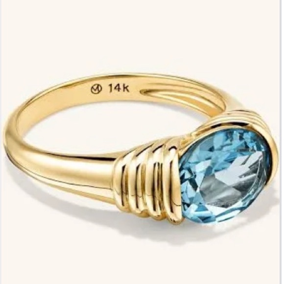 Mejuri Aquamarine Heirloom Ring - Picture 5 of 6